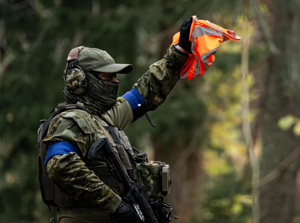 Airsoft rünnaku stsenaarium metsas